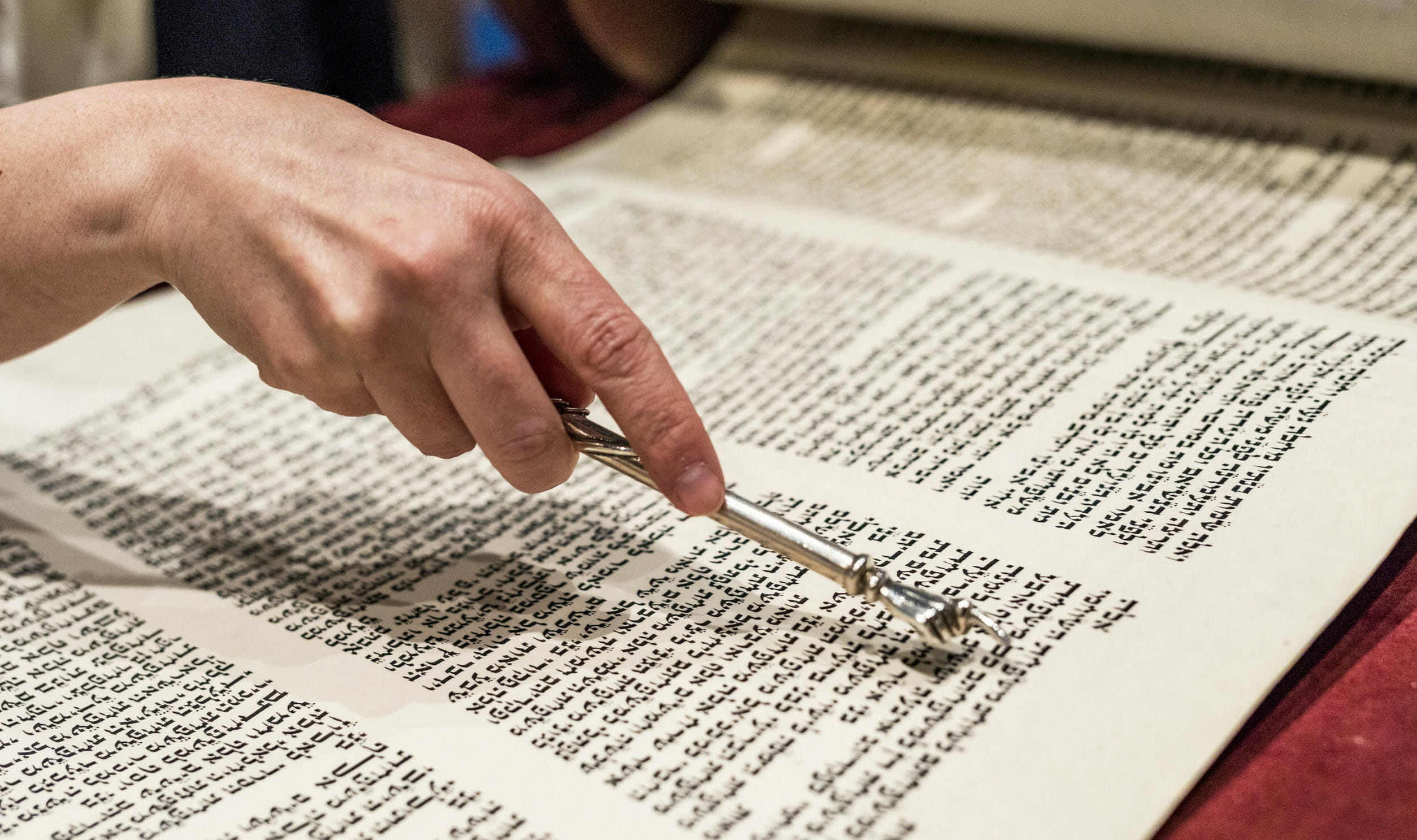 reading from the torah